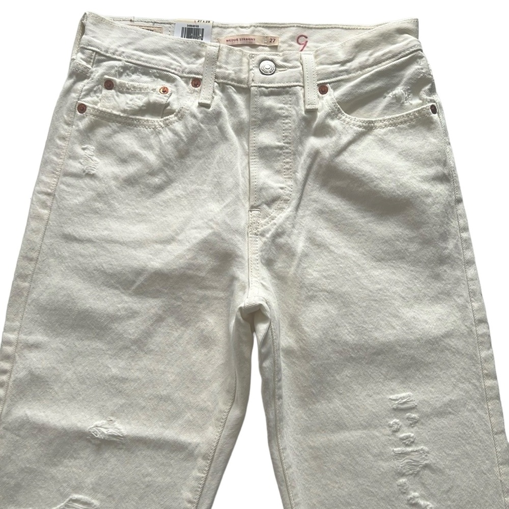 Levi’s Wedgie Straight - Picture 4 of 16